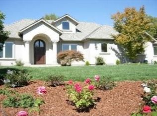 1695 Miller Ave, Los Altos, CA 94024