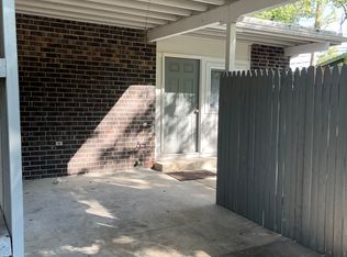 8325 Grandview Ln, Overland Park, KS 66212