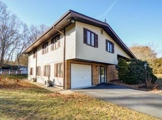 15 Brookside Ave, Westport, MA 02790