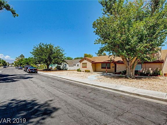 4th image of 1213 Barnard Dr