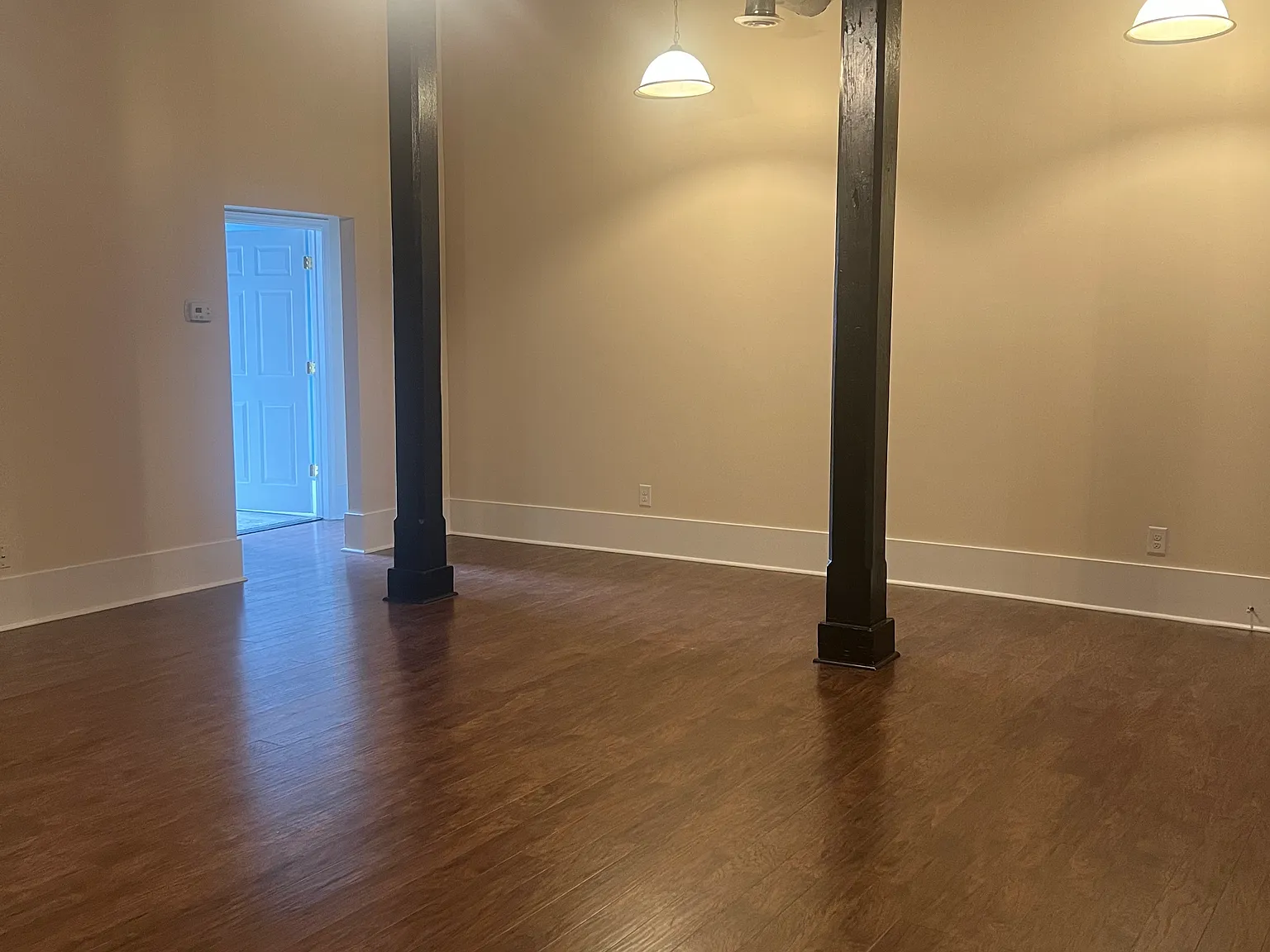 2 bed, 1200 sqft, $1,250 — Photo 4