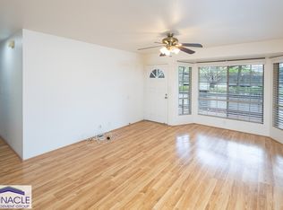 456 Mananai Pl #10A, Honolulu, HI 96818