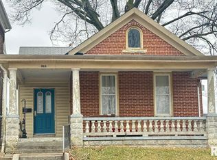 518 Adams St, Quincy, IL 62301