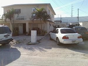 1st image of 209 24th St