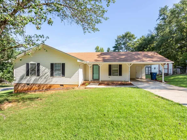 105 Starla Ln, Jacksonville, AL 36265