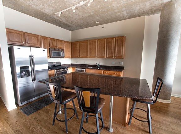 5th image of 125 E 13th St Unit 710