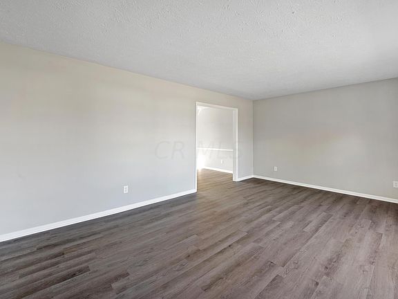 2nd image of 11781 Willow View Ct