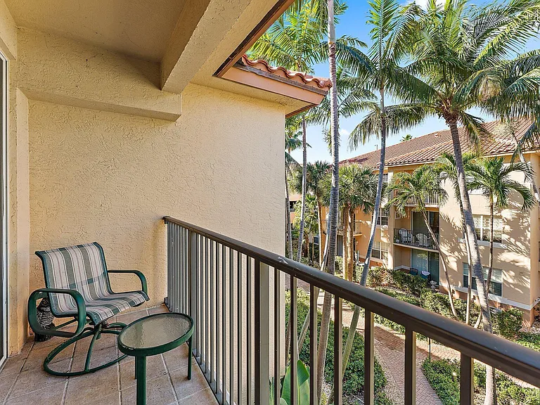1803 N Flagler Dr #303 — Photo 12