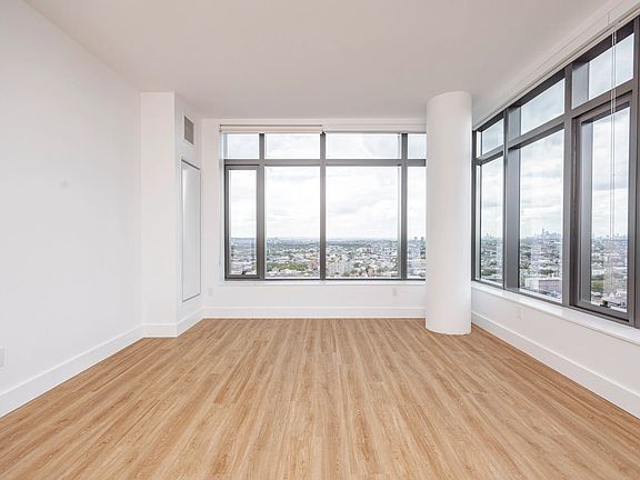 5th image of 2230 Cropsey Ave #1002