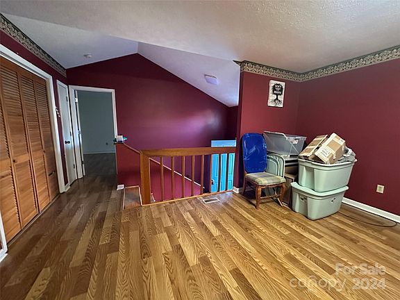 2nd image of 4277 Jefferson Pl