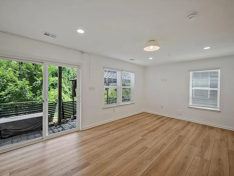 2035 Ruby Turn — Photo 29