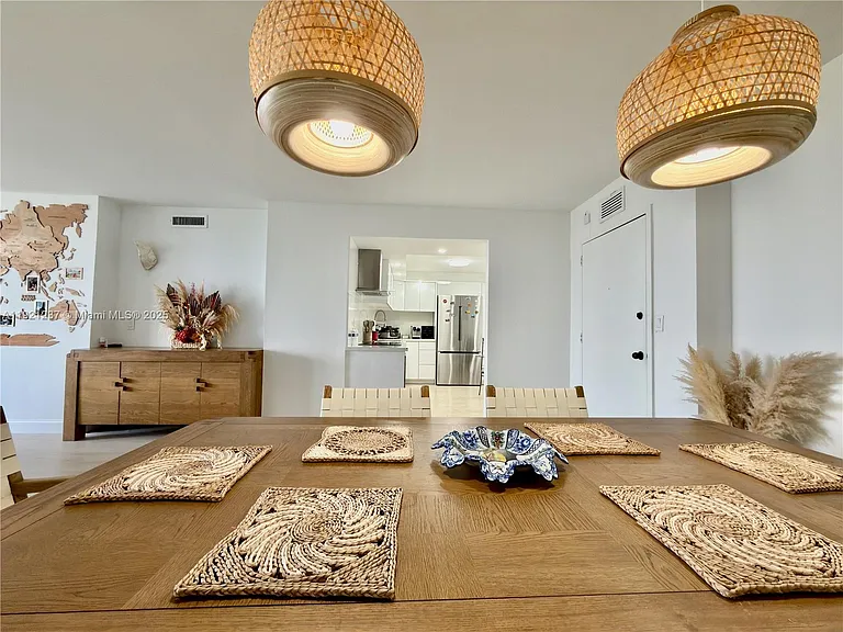3140 S Ocean Dr #512 — Photo 12