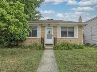 24111 Cottrell St, Clinton Township, MI 48035