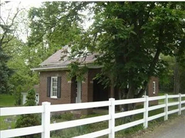 103 Crouse Rd, Greensburg, PA 15601