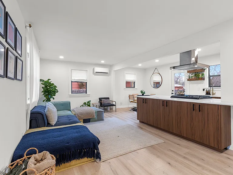 1111 Ebert Ave #D — Photo 4