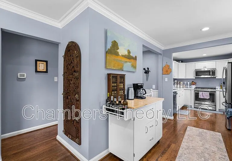 3904 Lantern Dr — Photo 8