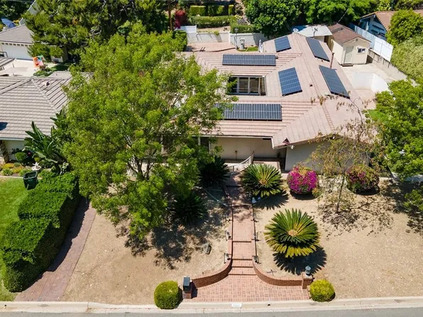 2517 Country Club Dr, Glendora, CA 91741