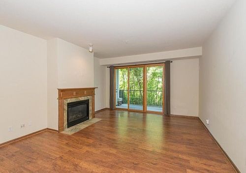 4th image of 3110 Chestnut St N #415