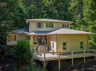 1147 Salola Ln, Brevard, NC 28712