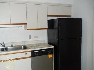 5th image of 5000 Town Ctr Suite 402