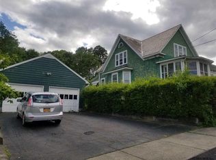 46 Glenwood Rd, Menands, NY 12204