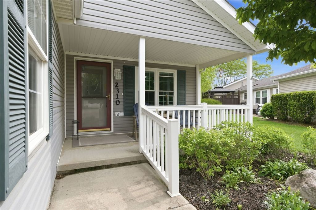 2310 Mallory Ct #8, Fairborn, OH - View 2