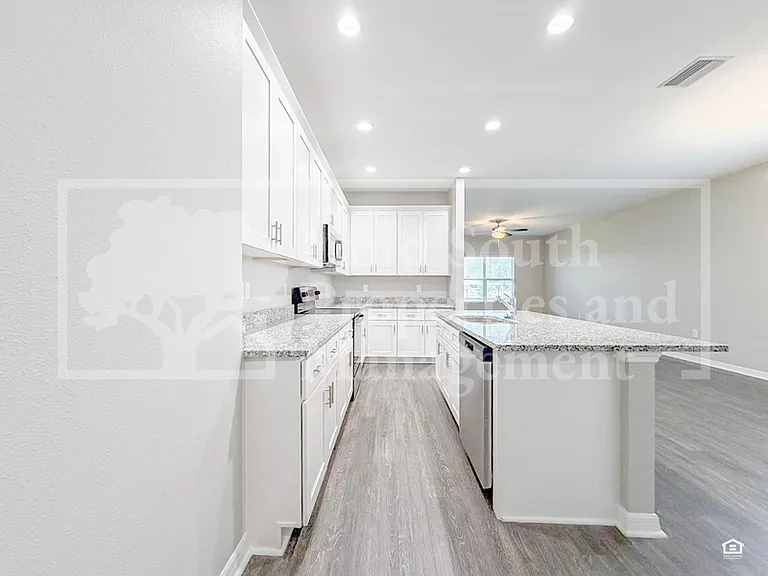 3430 Cup Dr #0 — Photo 4