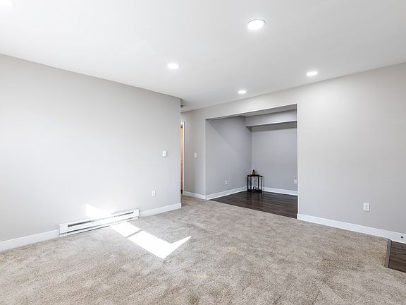 5th image of 150 E Broadway St APT 21
