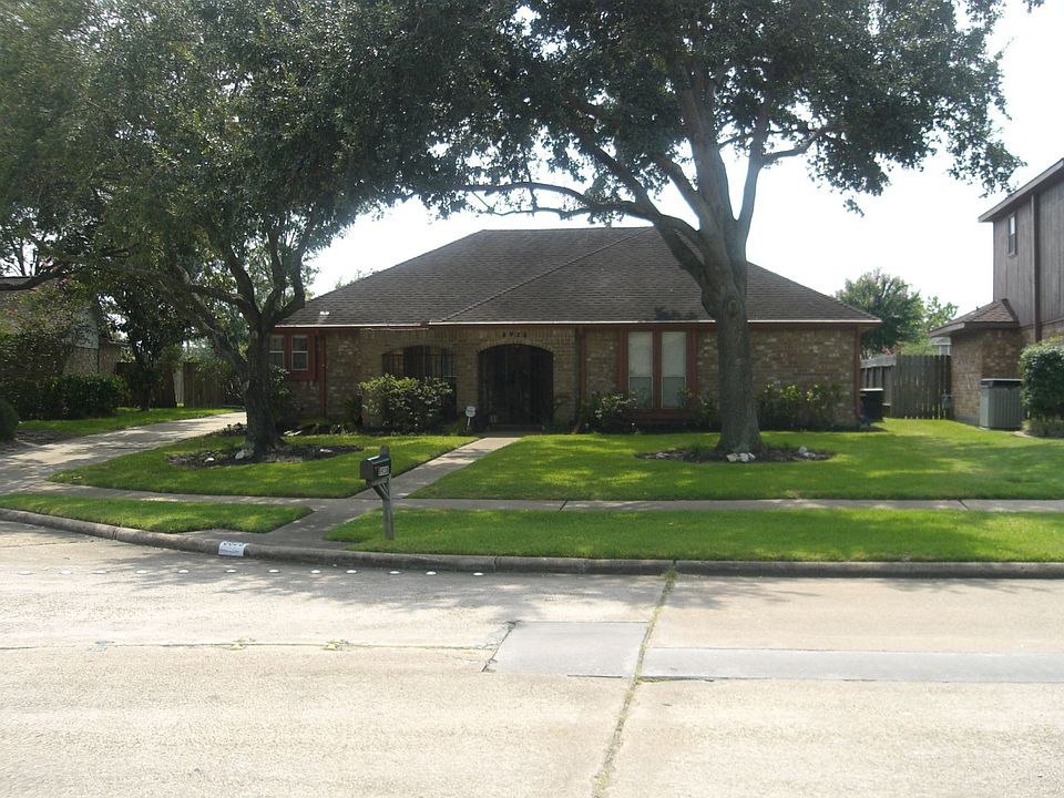 1st image of 6938 Escondido Dr