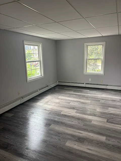 3 bed, 950 sqft, $1,950 — Photo 3