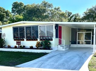 18 Tahitian Dr, Ellenton, FL 34222