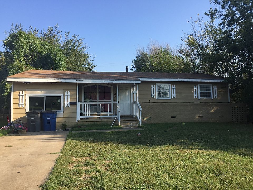 1st image of 1025 E 52nd St N