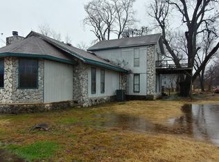 705 N Griffin Ave, Okmulgee, OK 74447