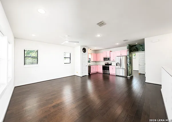 1150 N Olive St — Photo 18