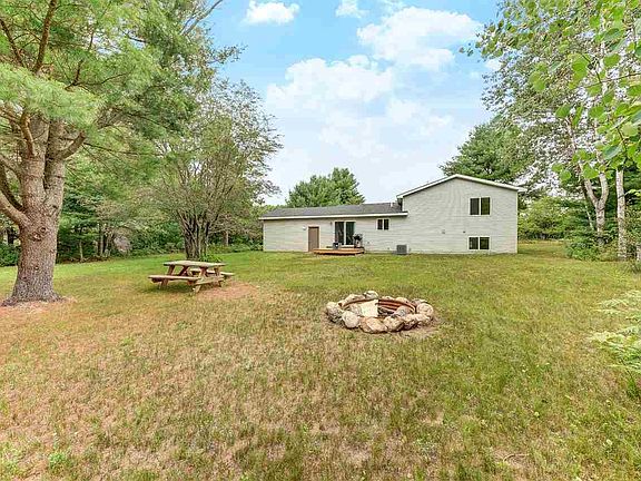 5th image of 20325 White Oak Ct