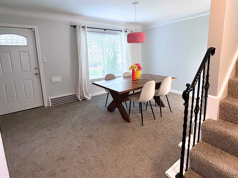 5934 Deering Ave — Photo 16