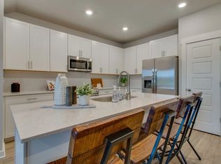 2710 Fordham St, Columbia, TN 38401