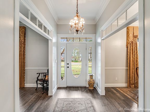 2nd image of 1520 Sommer Cir