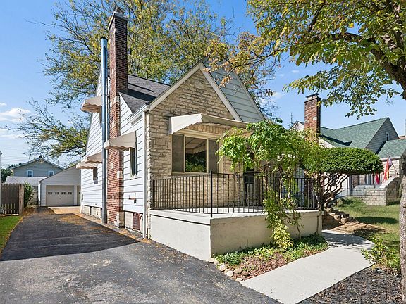 2nd image of 443 Binns Blvd