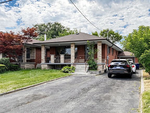 4th image of 76 Gooderham Dr