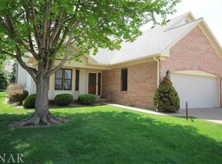 7 Alder Ct, Bloomington, IL
