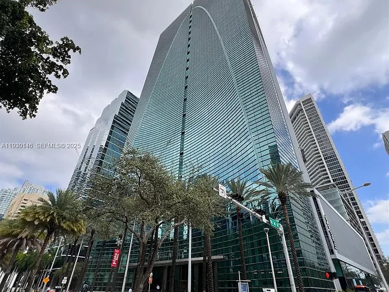 1395 Brickell Ave — Photo 1