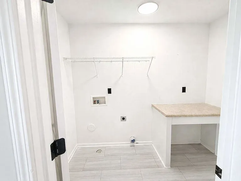 12881 Clydesdale Dr — Photo 26