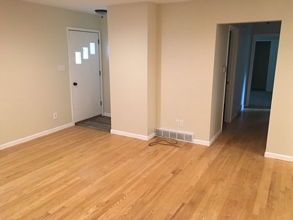 5th image of W148N8335 Albert Pl