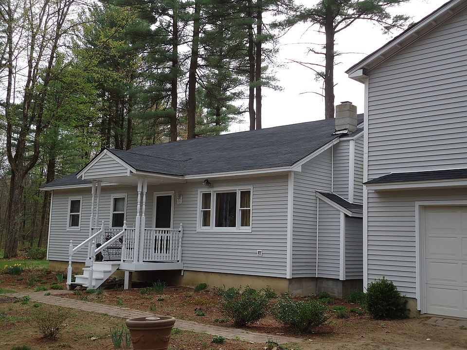 2nd image of 249 Gansevoort Rd