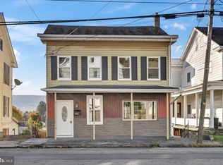 1820 E Grand Ave, Tower City, PA 17980