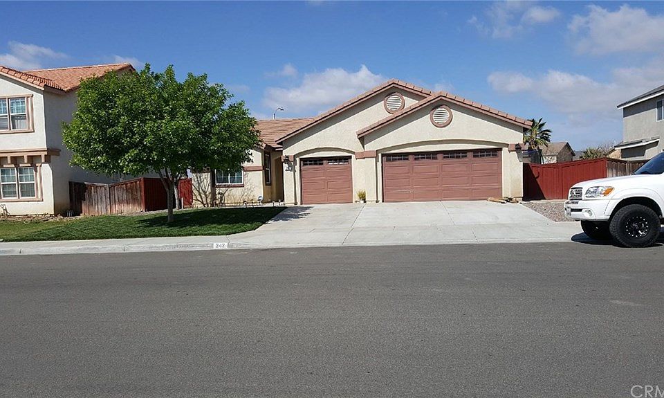 1st image of 242 Dusk Ln