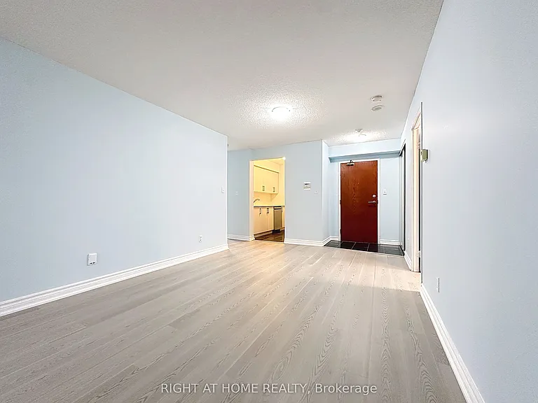 35 Empress Ave #2108 — Photo 3