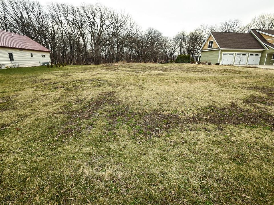 1st image of 125 Riverwood Dr