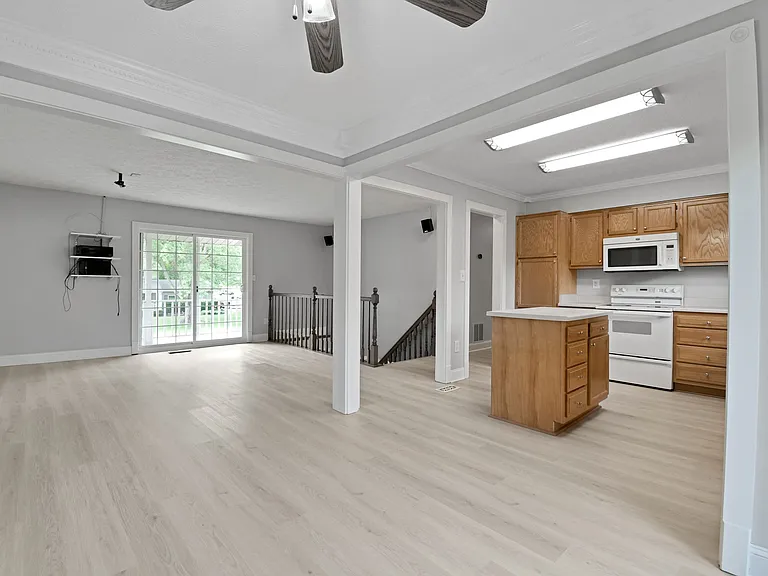 5978 Alice Dr — Photo 10